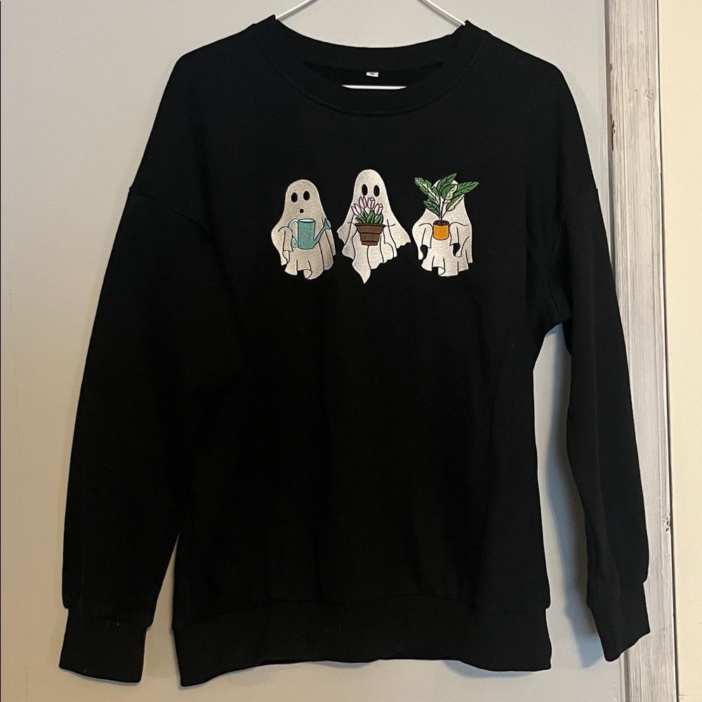 NWOT Embroidered Plant Lover Ghost Sweatshirt Medium Spooky Shirt 50% Cotton